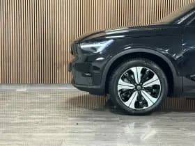 Volvo XC40 thumbnail 3