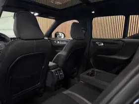 Volvo XC40 thumbnail 6