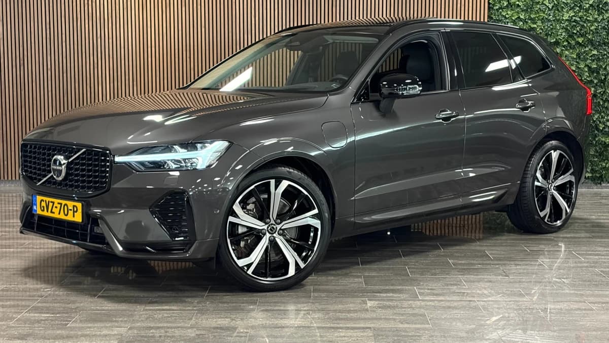 Volvo XC60 — foto 1