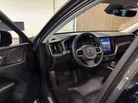 Volvo XC60 thumbnail 8