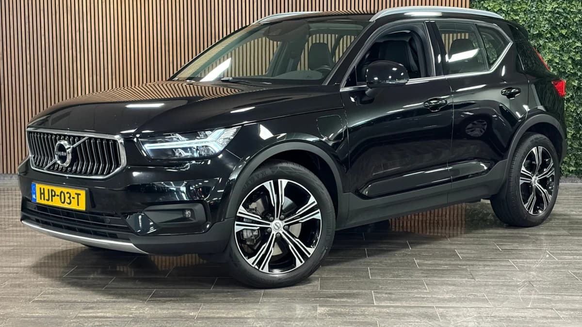 Volvo XC40 — foto 1