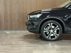 Volvo XC40 thumbnail 3