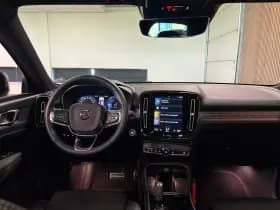 Volvo XC40 thumbnail 7