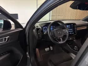 Volvo XC40 thumbnail 8