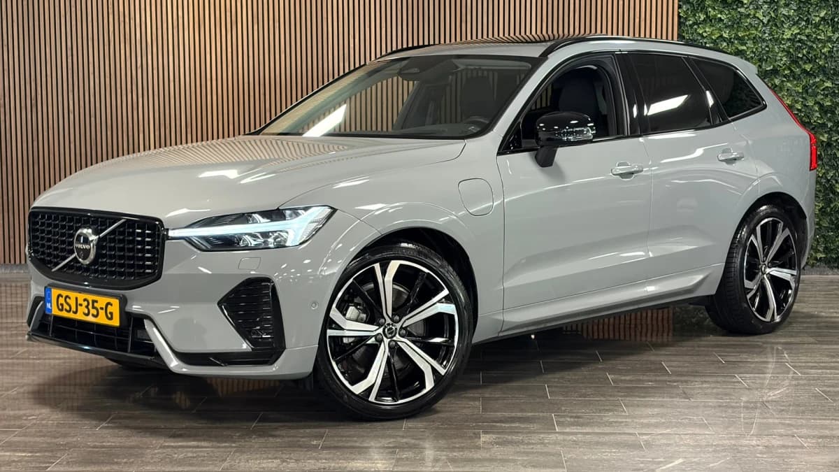 Volvo XC60 — foto 1