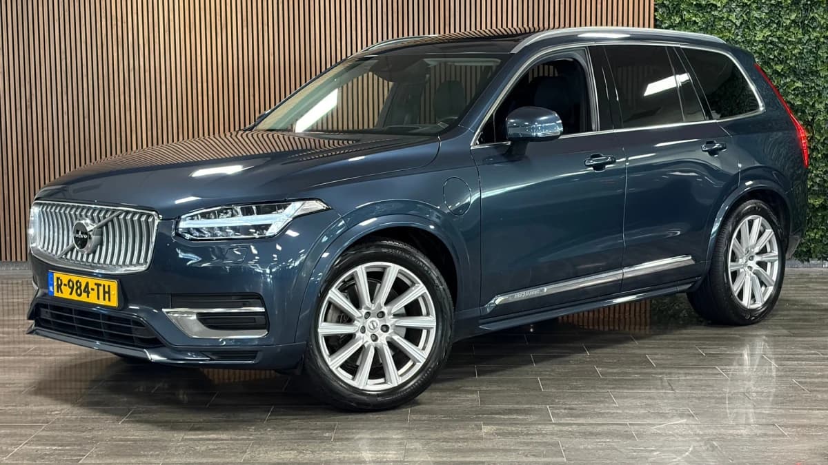 Volvo XC90 — foto 1