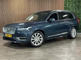 Volvo XC90 thumbnail 1