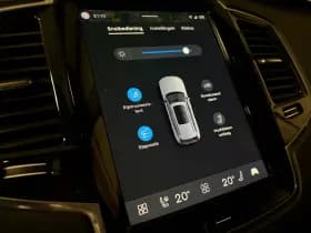 Volvo XC90 thumbnail 36