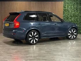 Volvo XC90 thumbnail 3