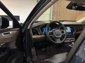 Volvo XC90 thumbnail 21