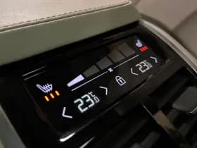 Volvo XC90 thumbnail 17