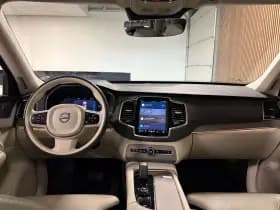 Volvo XC90 thumbnail 18