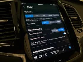 Volvo XC90 thumbnail 30