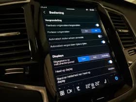 Volvo XC90 thumbnail 34