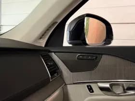Volvo XC90 thumbnail 42