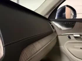 Volvo XC90 thumbnail 42