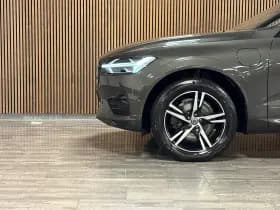 Volvo XC60 thumbnail 3