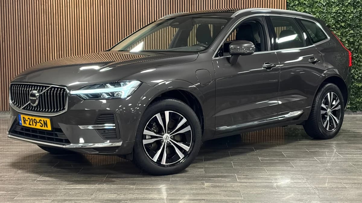 Volvo XC60 — foto 1
