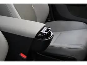 Volvo EX30 thumbnail 36