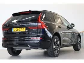 Volvo XC60 thumbnail 3