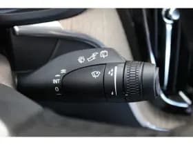 Volvo XC60 thumbnail 30