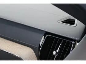 Volvo XC60 thumbnail 37