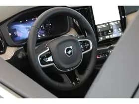 Volvo XC60 thumbnail 40