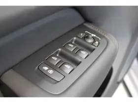 Volvo XC60 thumbnail 25