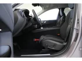 Volvo XC60 thumbnail 26