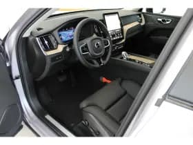 Volvo XC60 thumbnail 4