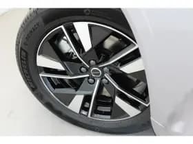 Volvo XC60 thumbnail 32