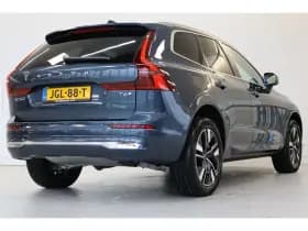 Volvo XC60 thumbnail 3