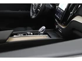 Volvo XC60 thumbnail 42