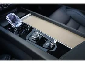 Volvo XC60 thumbnail 44