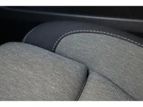 Volvo XC40 thumbnail 11