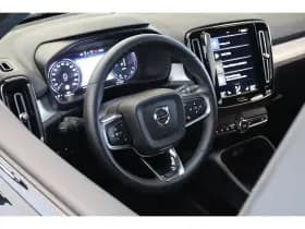 Volvo XC40 thumbnail 35