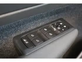 Volvo XC40 thumbnail 44
