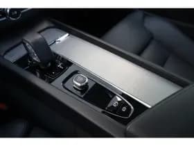 Volvo XC60 thumbnail 36