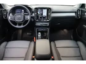 Volvo XC40 thumbnail 5
