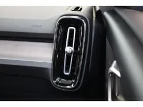 Volvo XC40 thumbnail 43