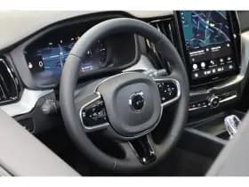 Volvo XC60 thumbnail 30