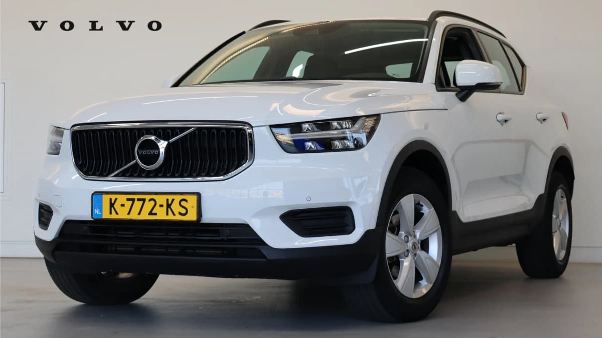 Volvo XC40 — foto 1
