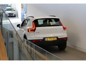 Volvo XC40 thumbnail 48