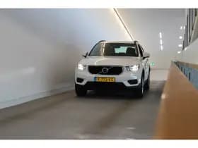 Volvo XC40 thumbnail 49