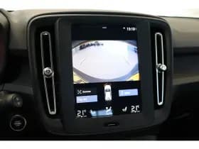 Volvo XC40 thumbnail 8