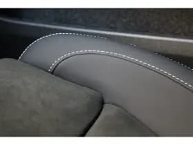Volvo EX40 thumbnail 13