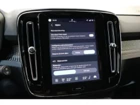 Volvo EX40 thumbnail 24
