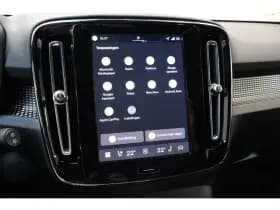 Volvo EX40 thumbnail 30