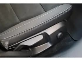 Volvo EX40 thumbnail 44