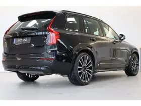 Volvo XC90 thumbnail 3